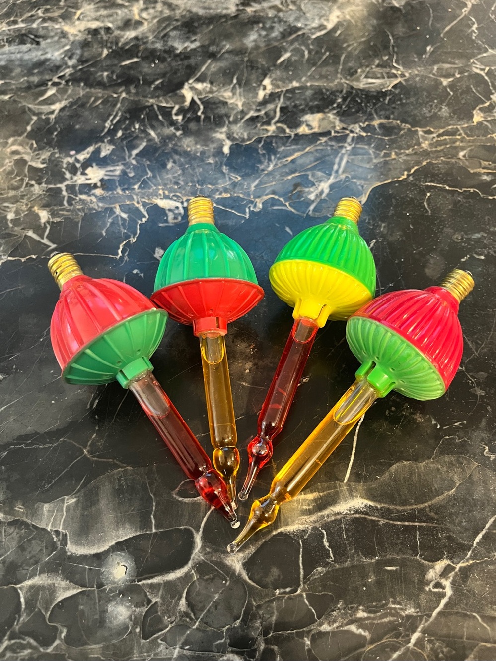 Bubble Lights C-7 Replacement Bulbs 2 of each kind, 4 total